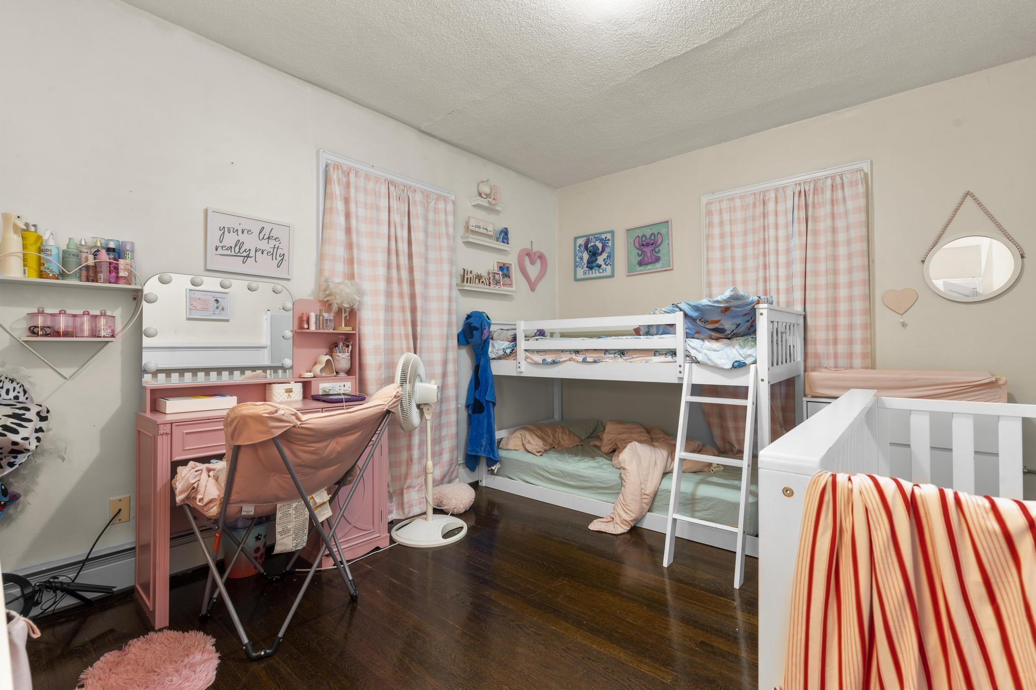 New Britain, Connecticut, 06053, United States, 6 Bedrooms Bedrooms, ,3 BathroomsBathrooms,Residential,For Sale,1989479