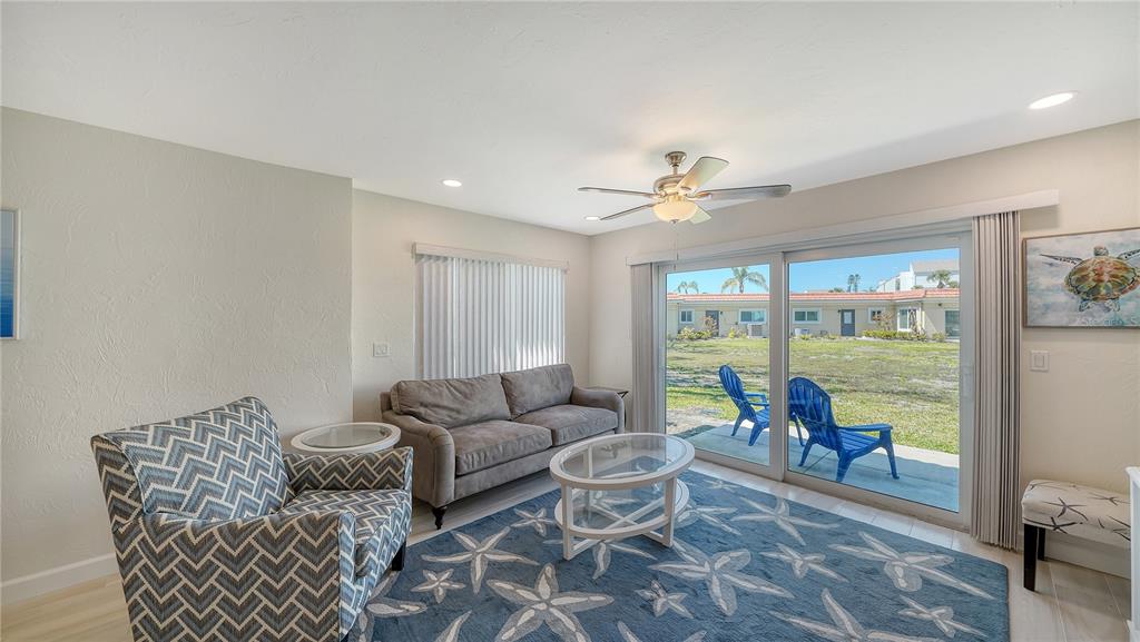 Longboat Key, Florida, 34228, United States, 2 Bedrooms Bedrooms, ,2 BathroomsBathrooms,Residential,For Sale,1993479