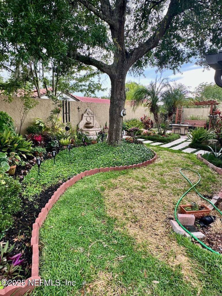 Jacksonville, Florida, 32217, United States, 3 Bedrooms Bedrooms, ,2 BathroomsBathrooms,Residential,For Sale,1839180