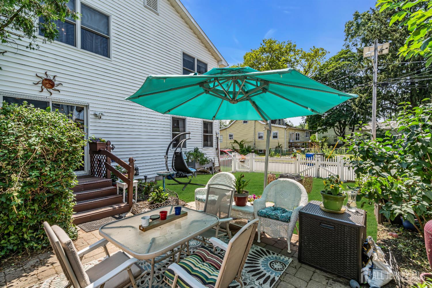 Woodbridge Proper, New Jersey, 07095, United States, 5 Bedrooms Bedrooms, ,2 BathroomsBathrooms,Residential,For Sale,1906051