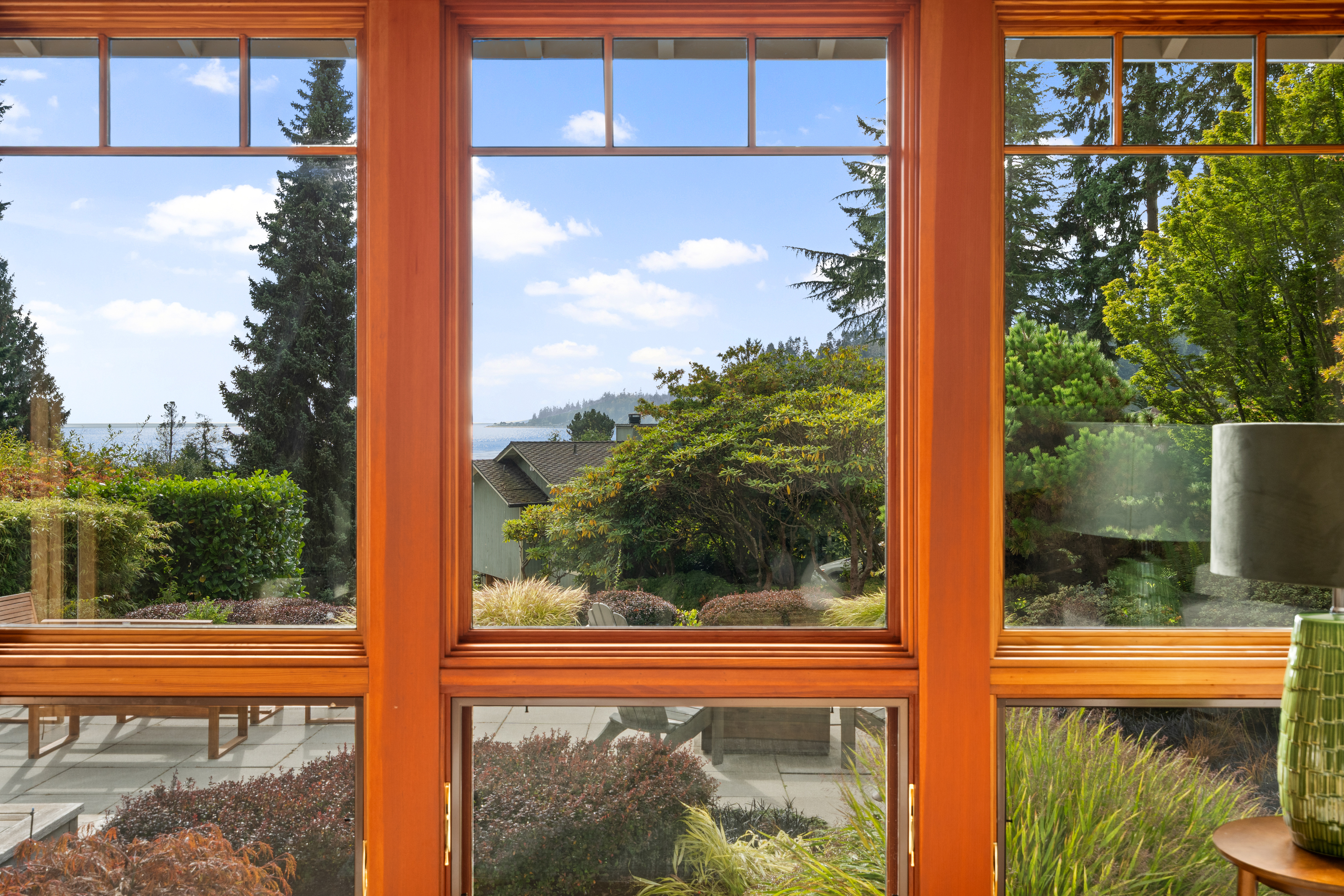  9796 NE Murden Cove Dr, Bainbridge Island, WA 98110 - 物件實景