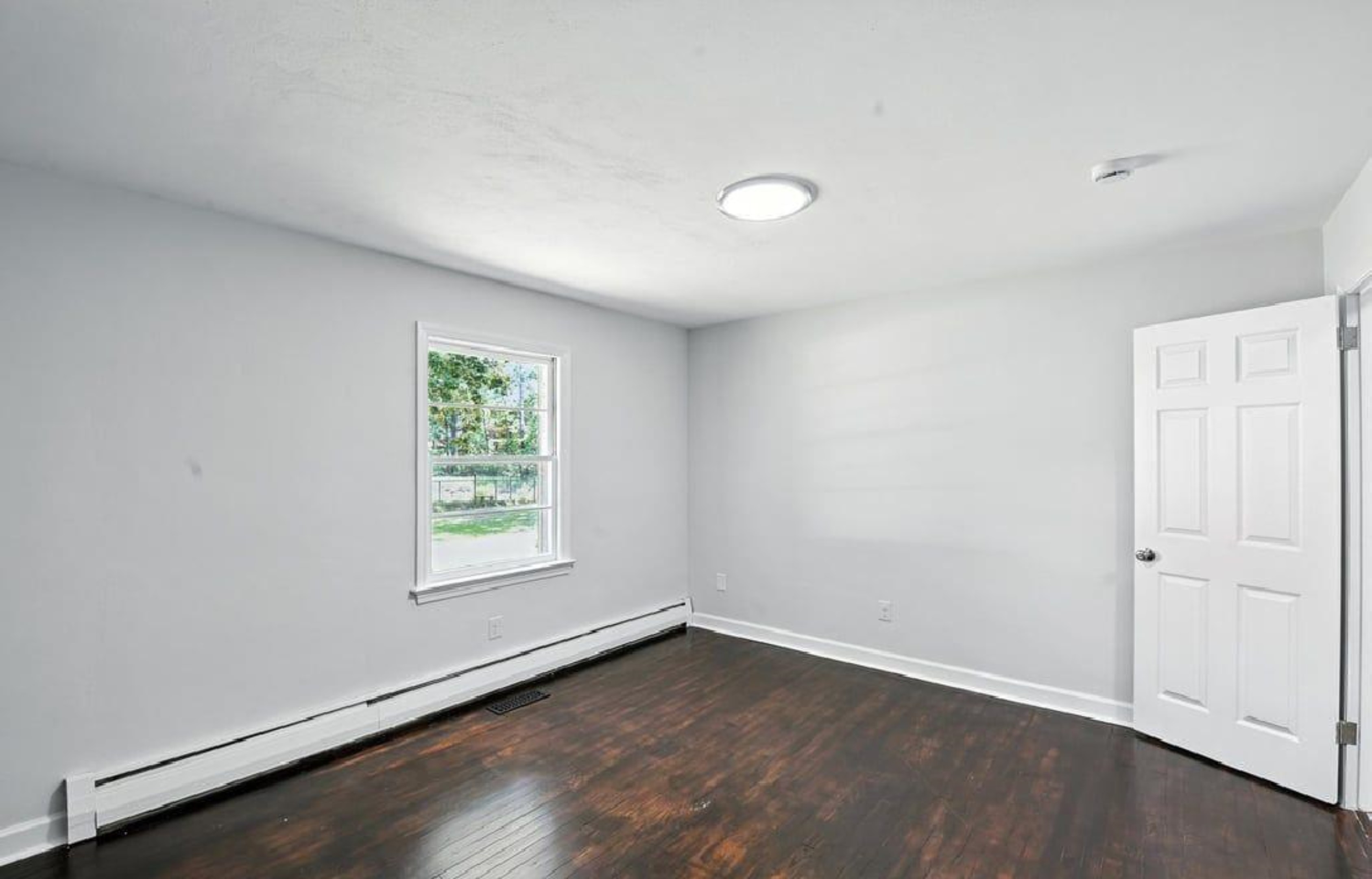 Norfolk, Virginia, 23502, United States, 5 Bedrooms Bedrooms, ,3 BathroomsBathrooms,Residential,For Sale,1984134