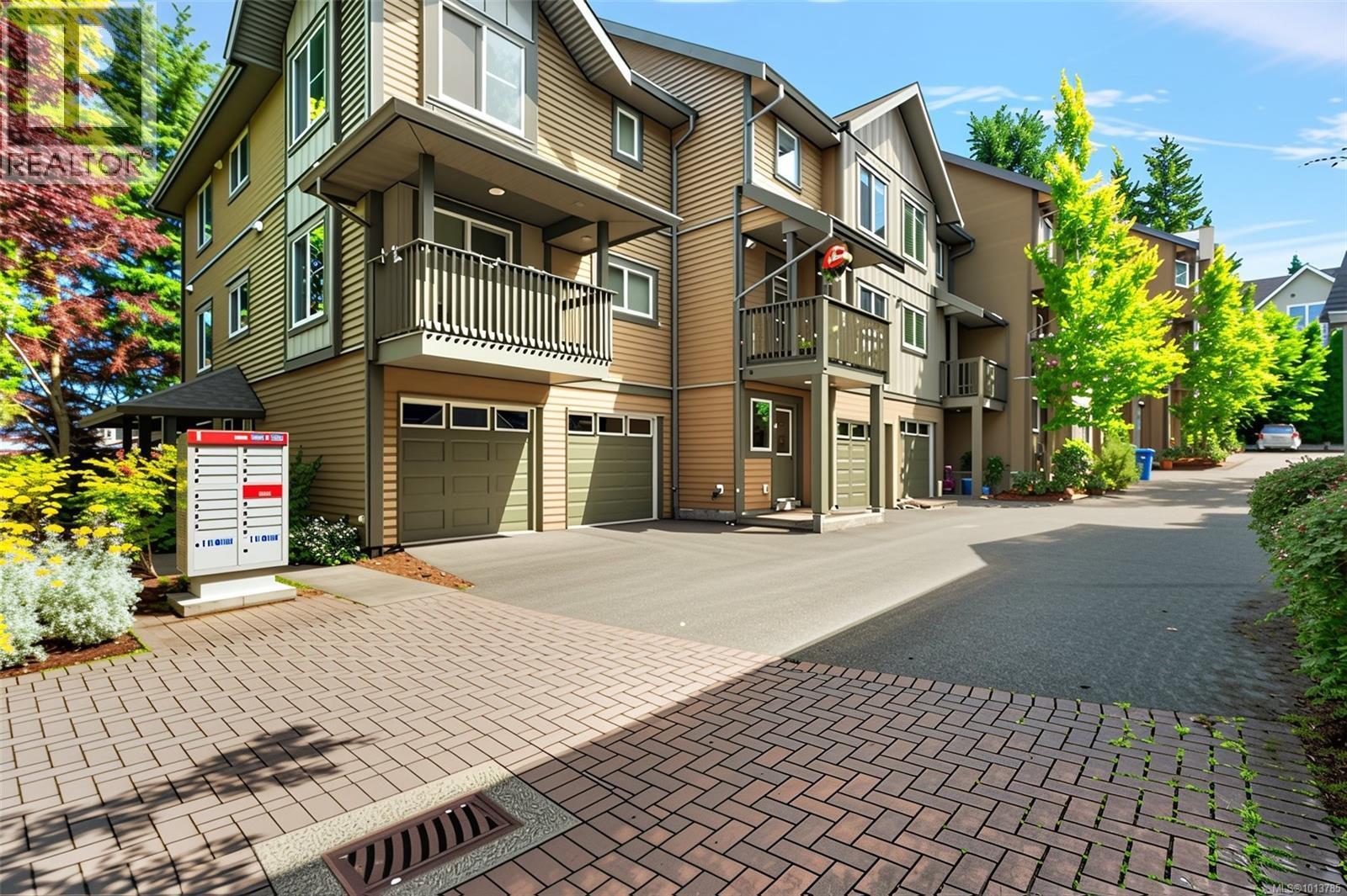 VICTORIA, British Columbia, V8T 0A3, CA, 3 Bedrooms Bedrooms, ,3 BathroomsBathrooms,Residential,For Sale,1948494