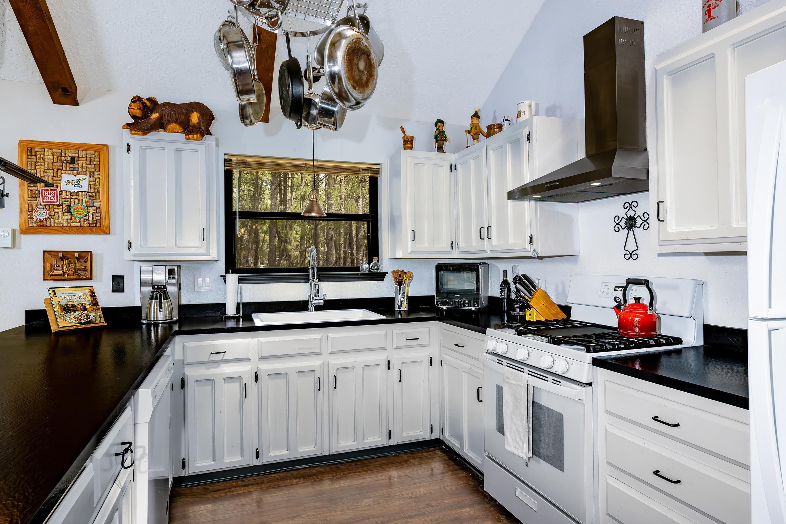 Angel Fire, New Mexico, 87710, United States, 3 Bedrooms Bedrooms, ,2 BathroomsBathrooms,Residential,For Sale,1762090