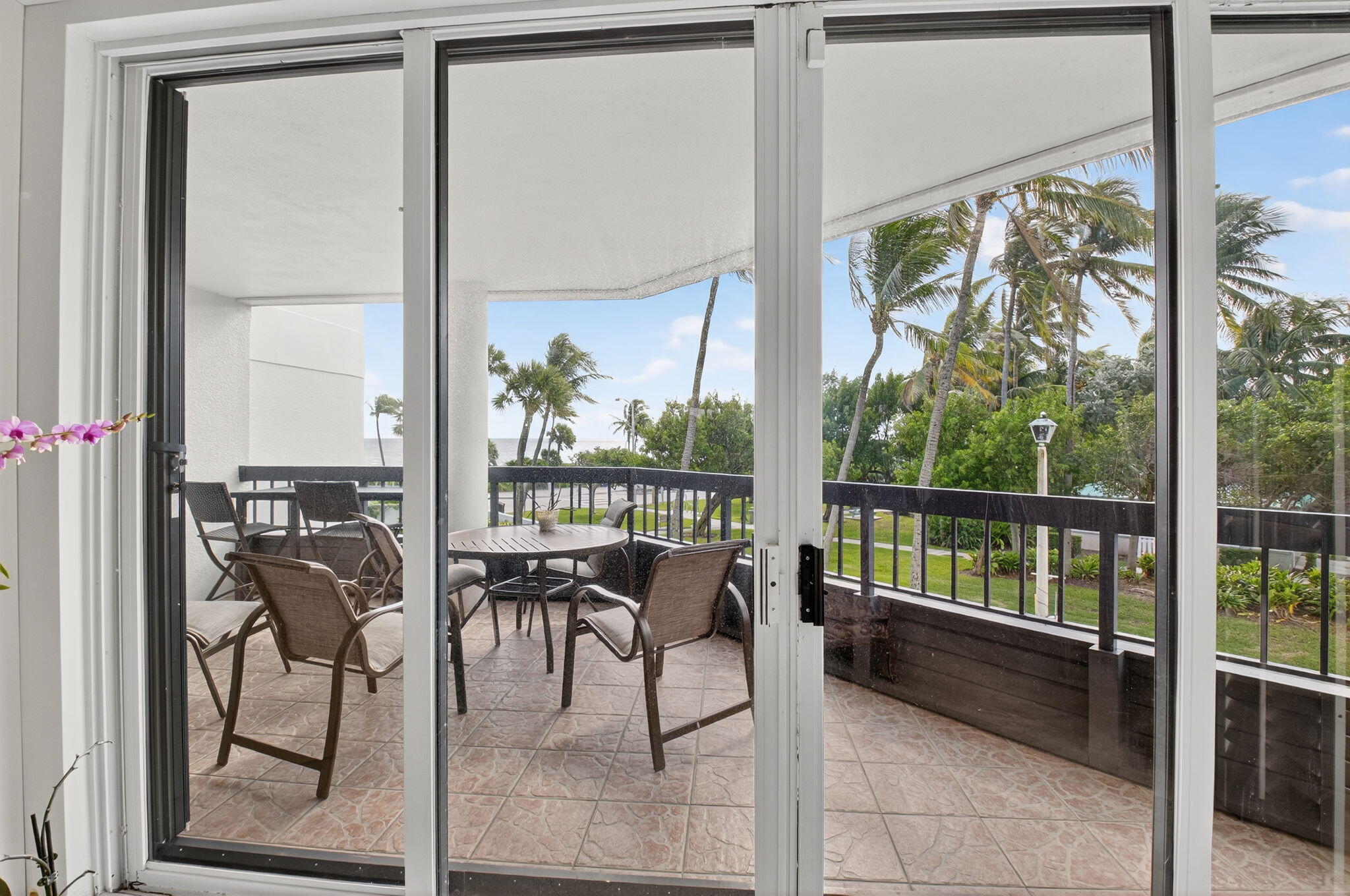 Delray Beach, Florida, 33483, United States, 2 Bedrooms Bedrooms, ,2 BathroomsBathrooms,Residential,For Sale,1987986