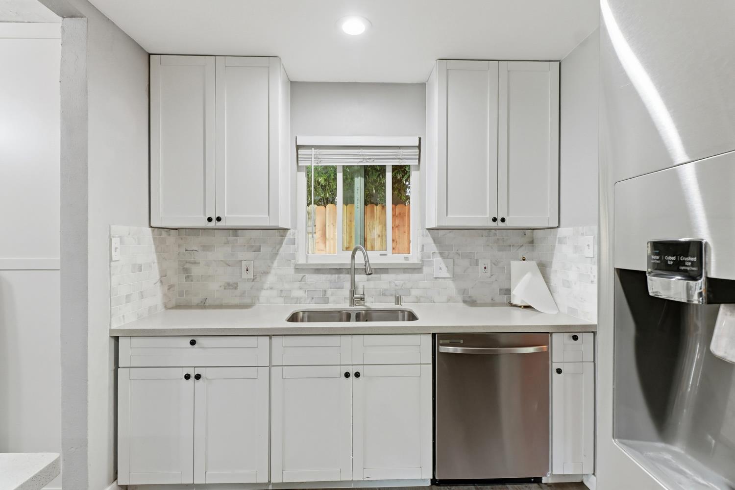 Sacramento, California, 95826, United States, 3 Bedrooms Bedrooms, ,2 BathroomsBathrooms,Residential,For Sale,1991468