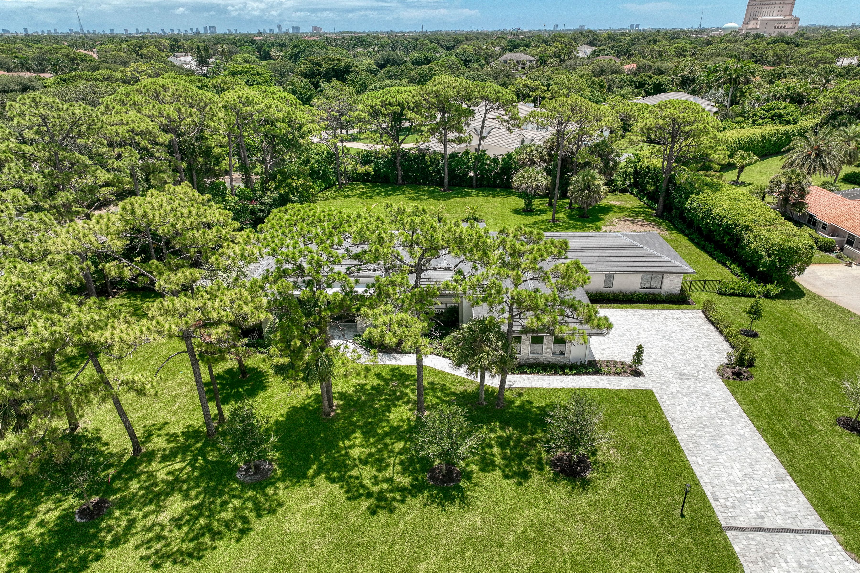  5382 Sea Biscuit Road - 物件實景