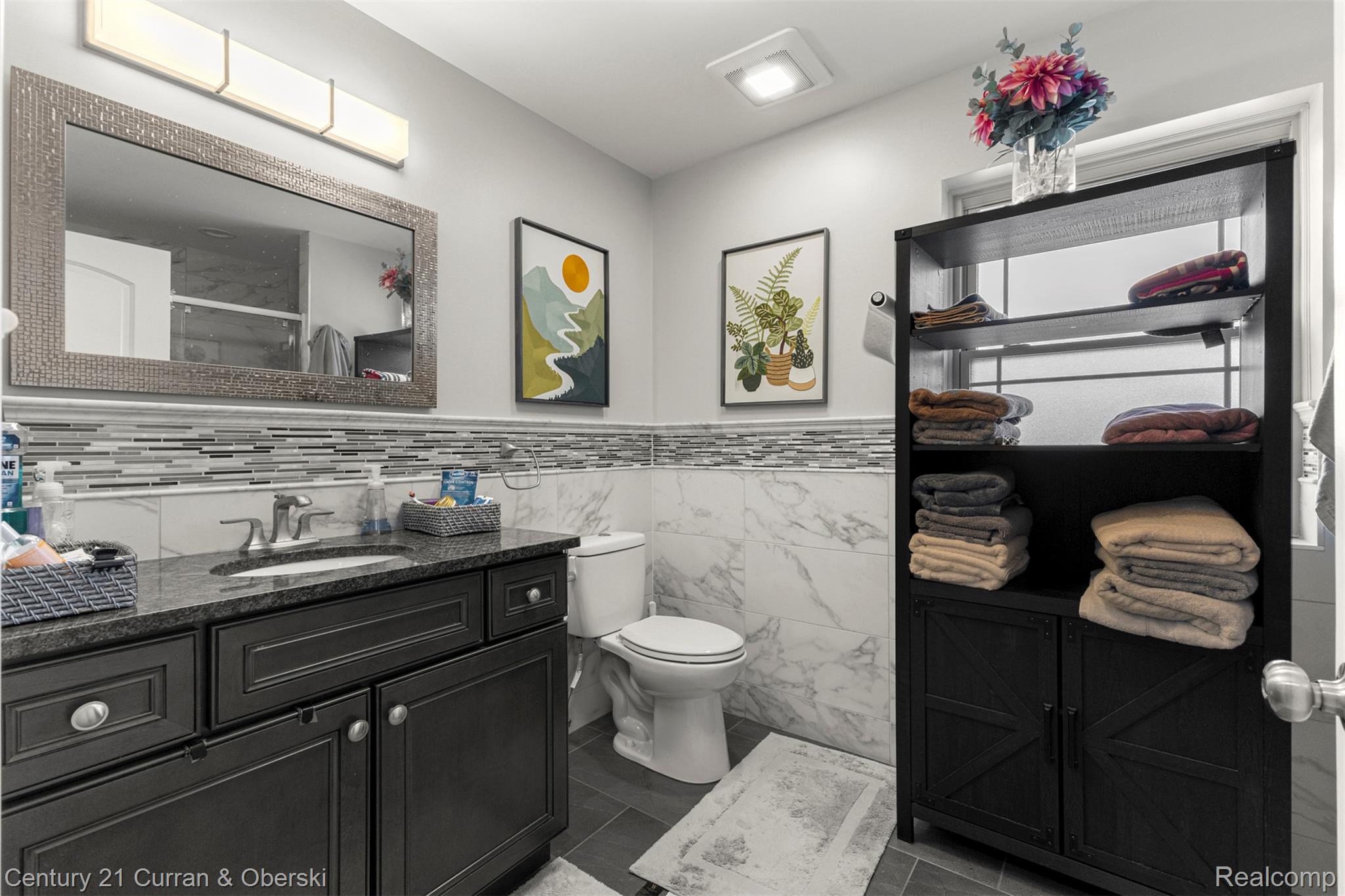 Dearborn Heights, Michigan, 48127, United States, 4 Bedrooms Bedrooms, ,5 BathroomsBathrooms,Residential,For Sale,1974066