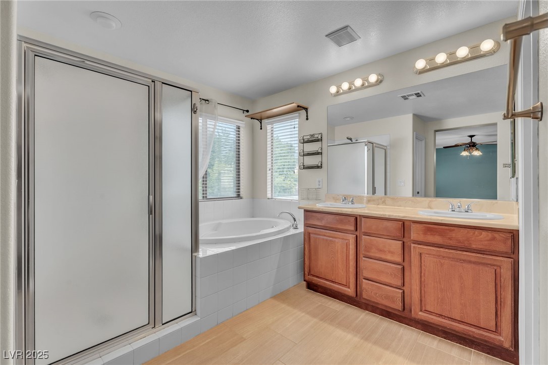 North Las Vegas, Nevada, 89031, United States, 4 Bedrooms Bedrooms, ,3 BathroomsBathrooms,Residential,For Sale,1990907