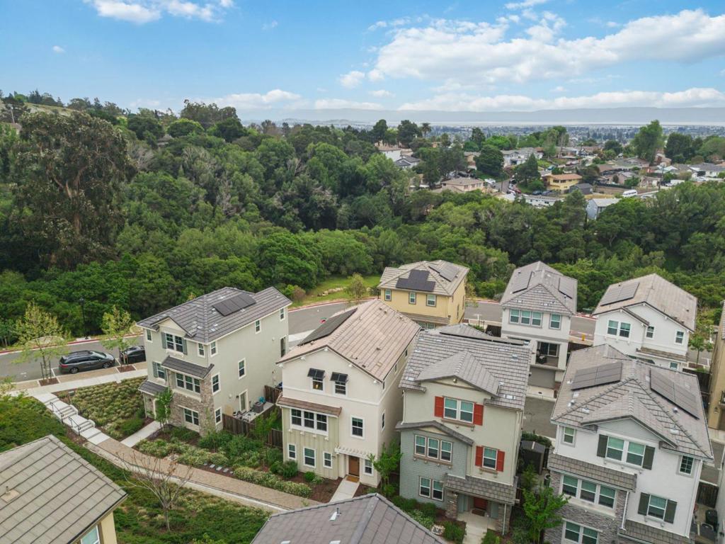 Hayward, California, 94541, United States, 3 Bedrooms Bedrooms, ,4 BathroomsBathrooms,Residential,For Sale,2032197