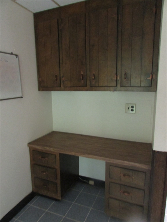 Attleboro, Massachusetts, 02703, United States, 4 Bedrooms Bedrooms, ,4 BathroomsBathrooms,Residential,For Sale,1974370