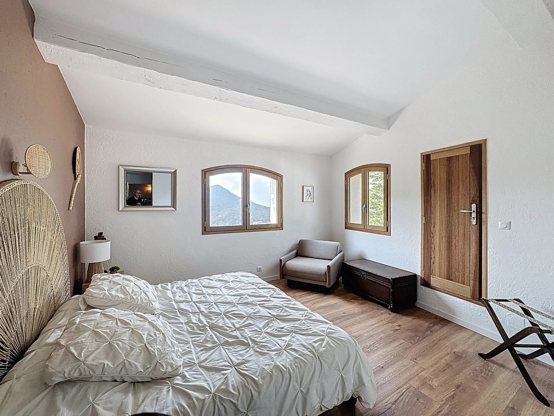 Fréjus, Provence-Alpes-Côte d’Azur, 83600, FR, 4 Bedrooms Bedrooms, ,8 BathroomsBathrooms,Residential,For Sale,1994397