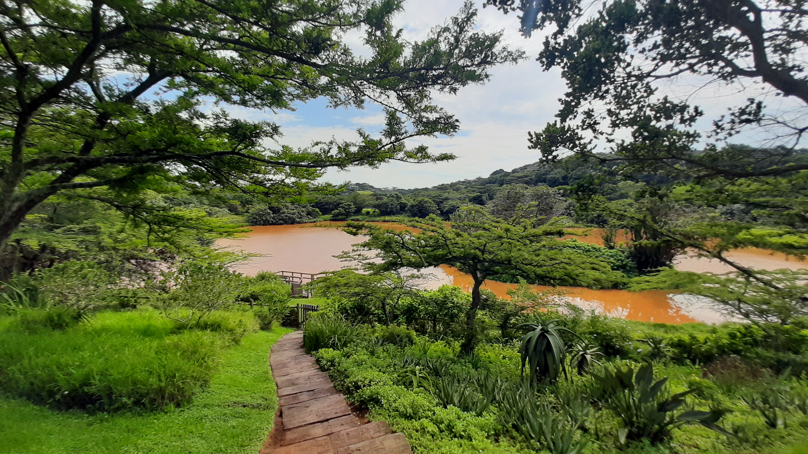  Private Bush Lodge-Inspired Estate Residence on 2,344m² in Simbithi Eco Estate - 物件實景
