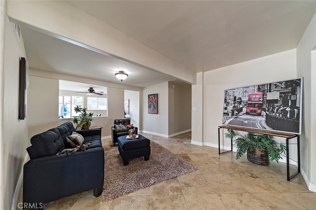 Rialto, California, 92377, United States, 4 Bedrooms Bedrooms, ,2 BathroomsBathrooms,Residential,For Sale,1899973