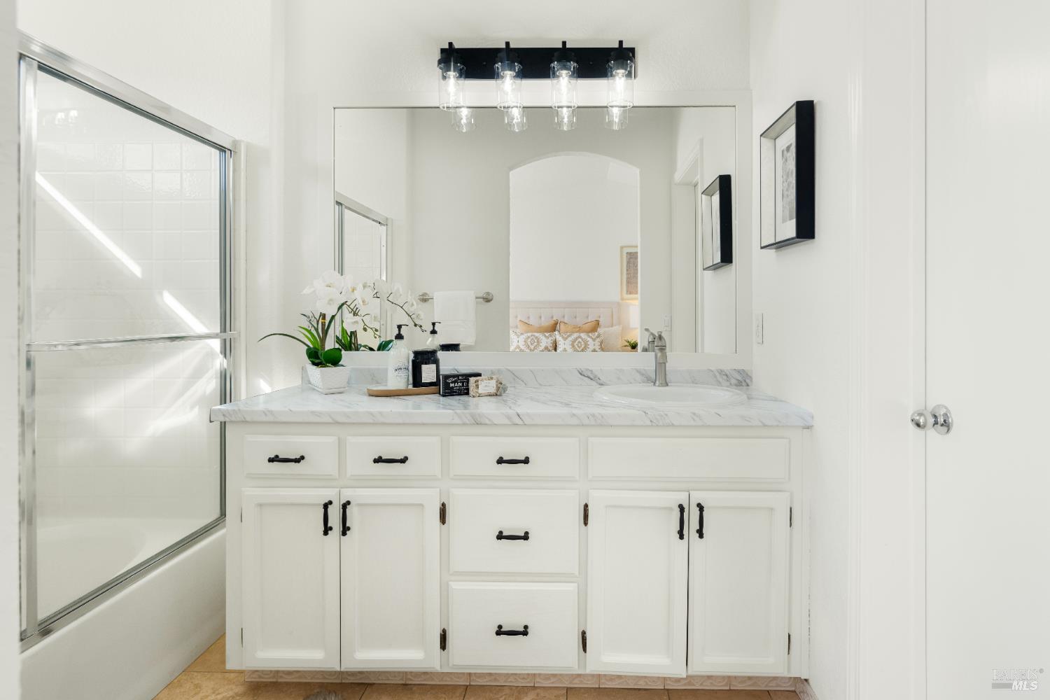 Napa, California, 94558, United States, 3 Bedrooms Bedrooms, ,3 BathroomsBathrooms,Residential,For Sale,1988088