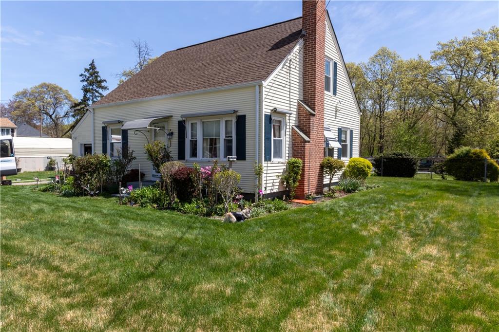 Warwick, Rhode Island, 02886, United States, 4 Bedrooms Bedrooms, ,1 BathroomBathrooms,Residential,For Sale,1943403