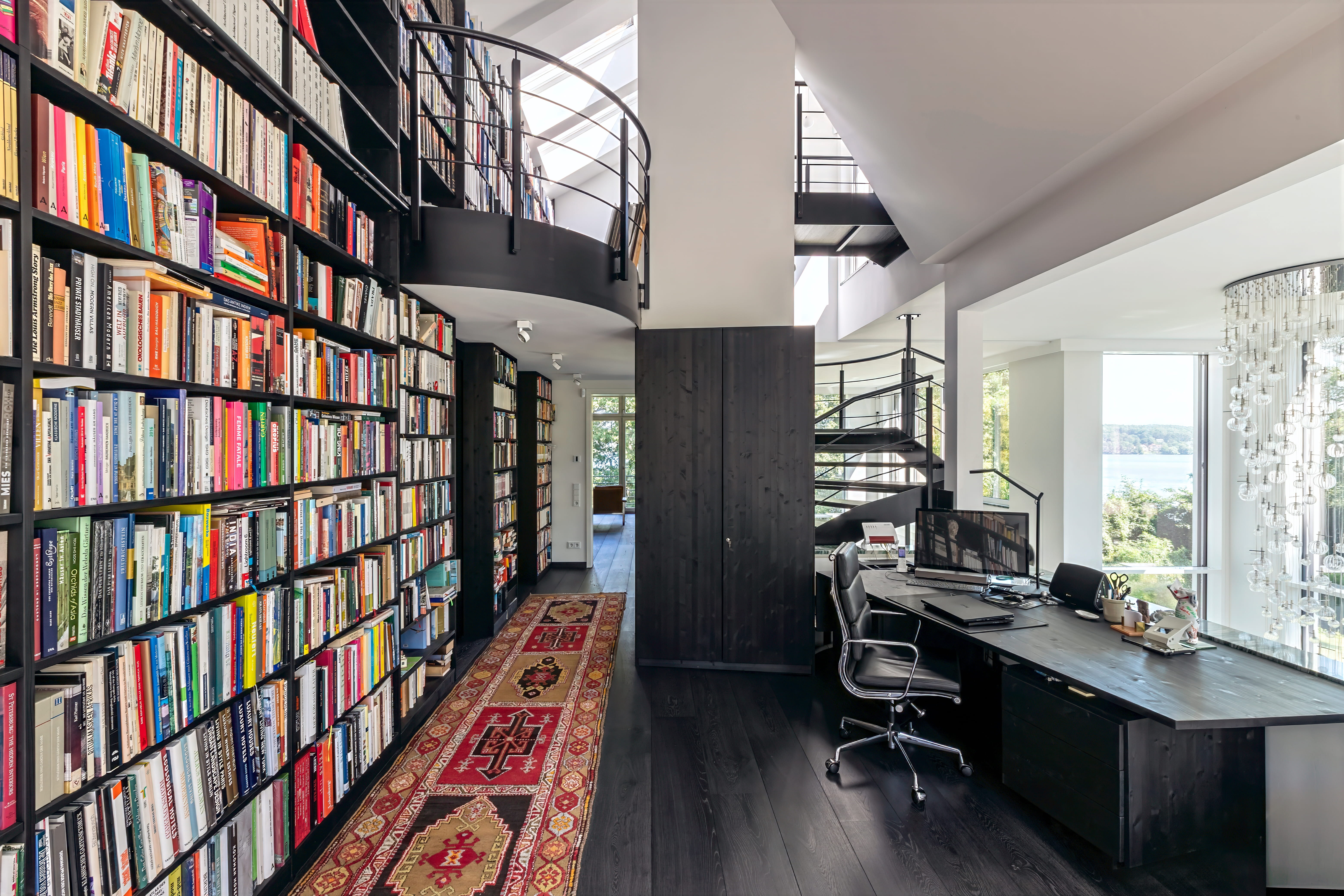  Architecture and Lakeside Living of Exceptional Quality - 物件實景