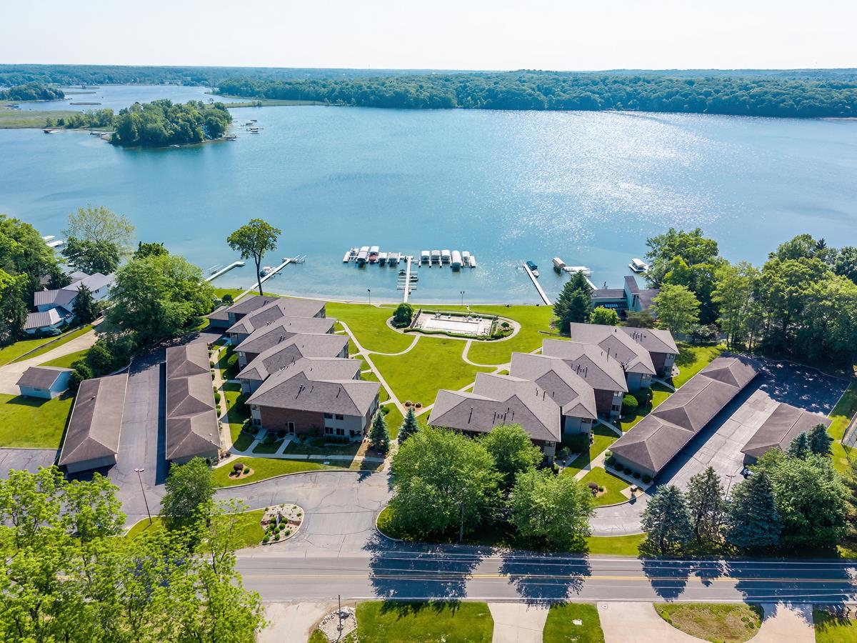 Fremont, Indiana, 46737, United States, 2 Bedrooms Bedrooms, ,2 BathroomsBathrooms,Residential,For Sale,1694932