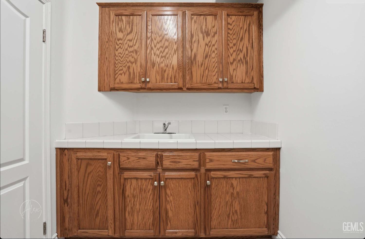 Bakersfield, California, 93314, United States, 5 Bedrooms Bedrooms, ,3 BathroomsBathrooms,Residential,For Sale,2012107