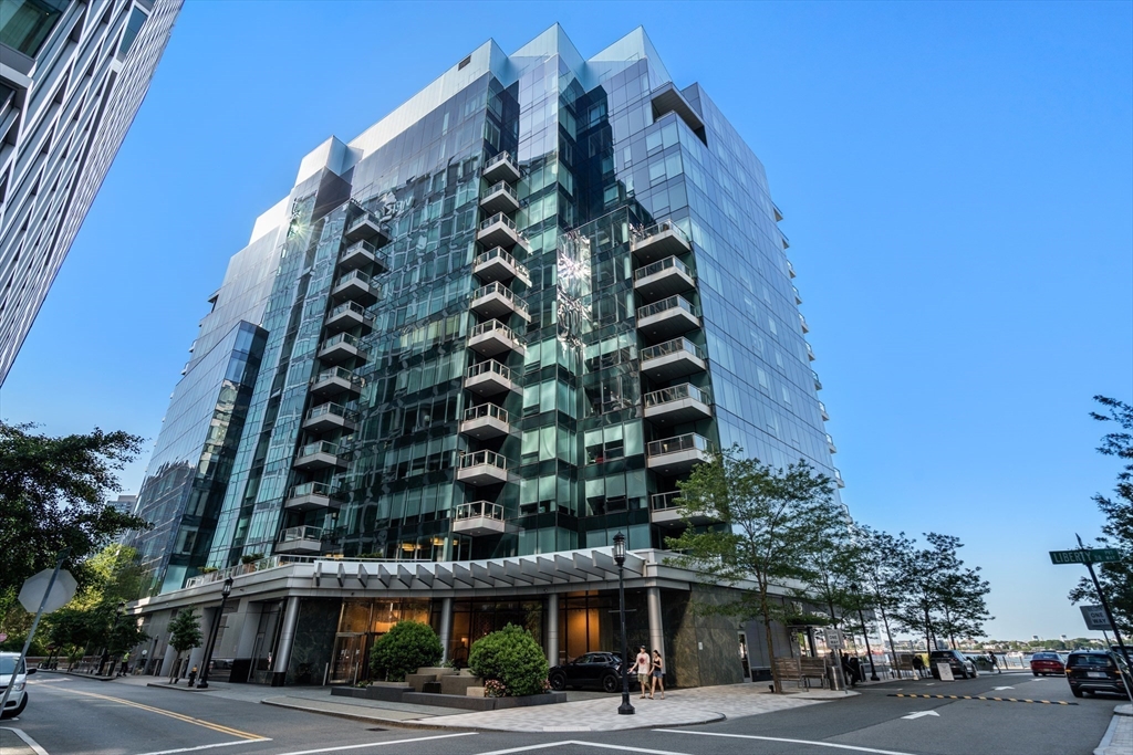 Boston, Massachusetts, 02210, United States, 3 Bedrooms Bedrooms, ,4 BathroomsBathrooms,Residential,For Sale,1885847