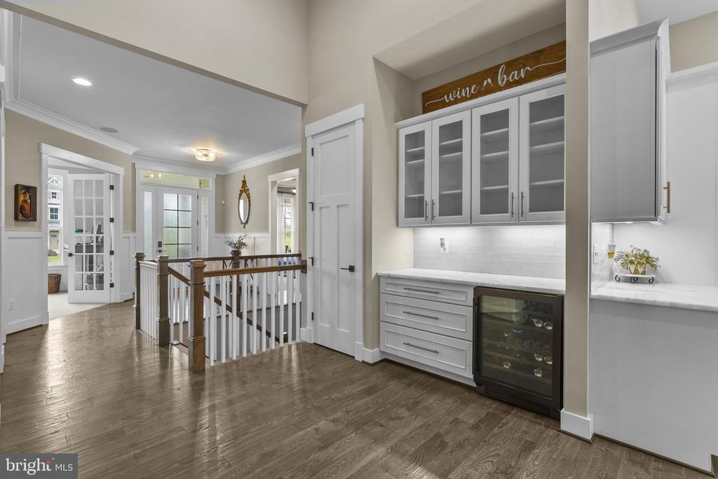 Warrenton, Virginia, 20187, United States, 4 Bedrooms Bedrooms, ,4 BathroomsBathrooms,Residential,For Sale,2048905