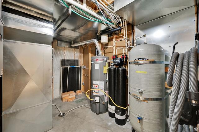 Centerville, Utah, 84014, United States, 4 Bedrooms Bedrooms, ,3 BathroomsBathrooms,Residential,For Sale,2006371