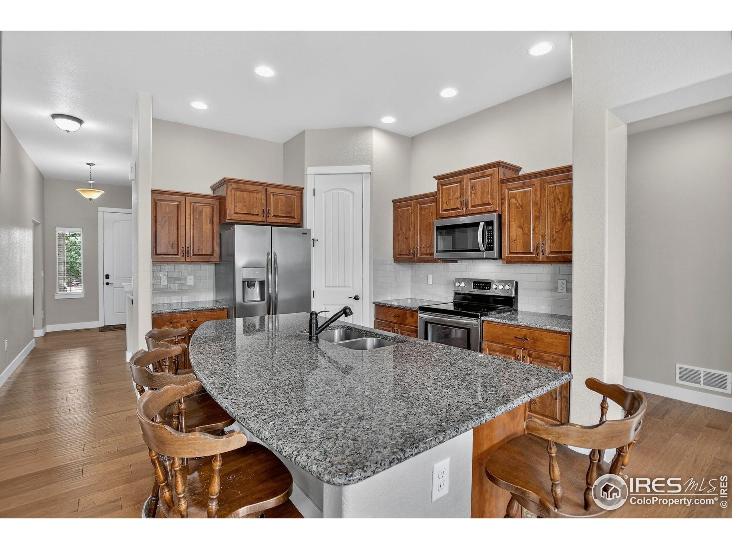 Windsor, Colorado, 80550, United States, 3 Bedrooms Bedrooms, ,2 BathroomsBathrooms,Residential,For Sale,1910992