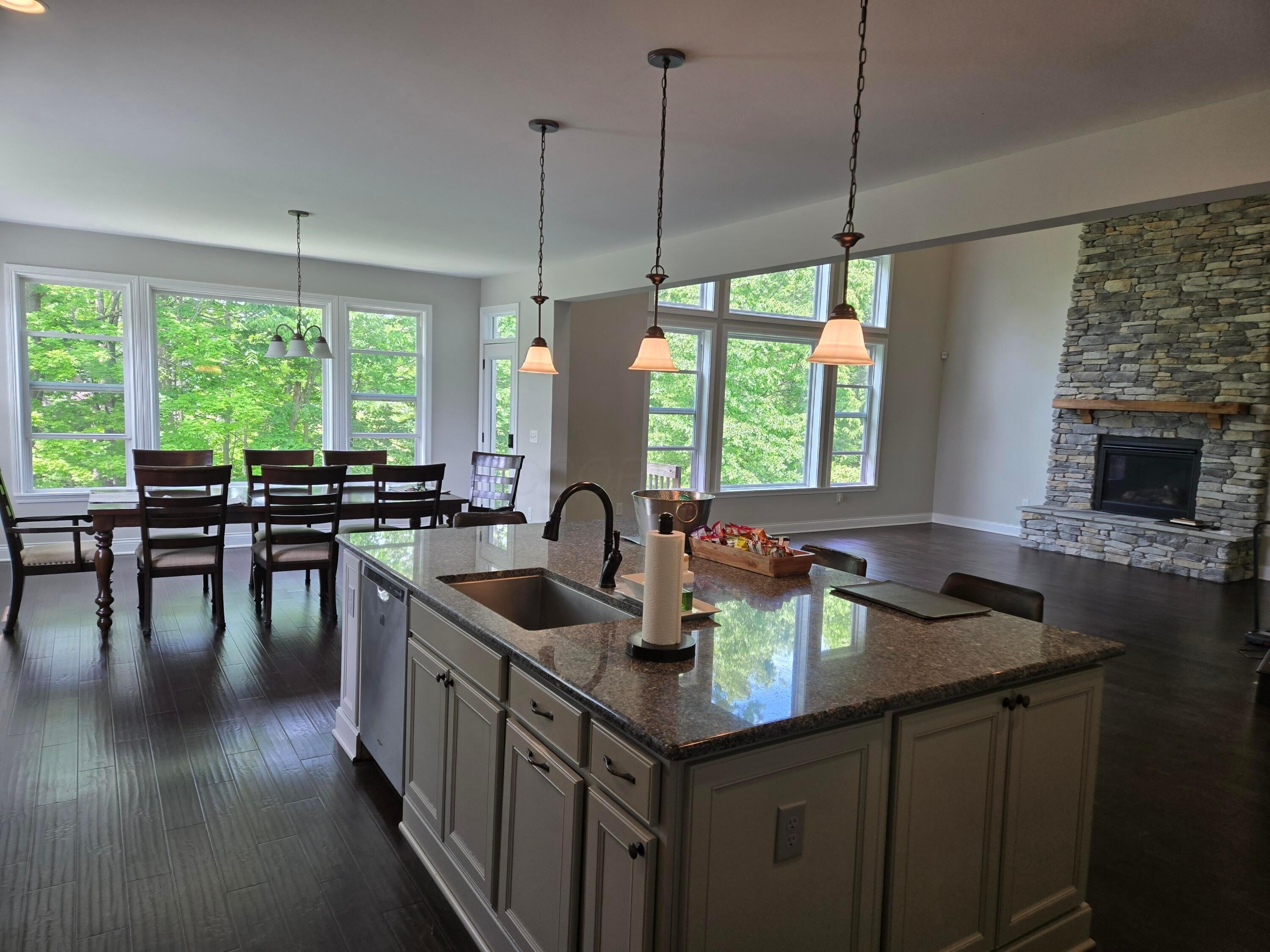 Pickerington, Ohio, 43147, United States, 5 Bedrooms Bedrooms, ,5 BathroomsBathrooms,Residential,For Sale,2048451
