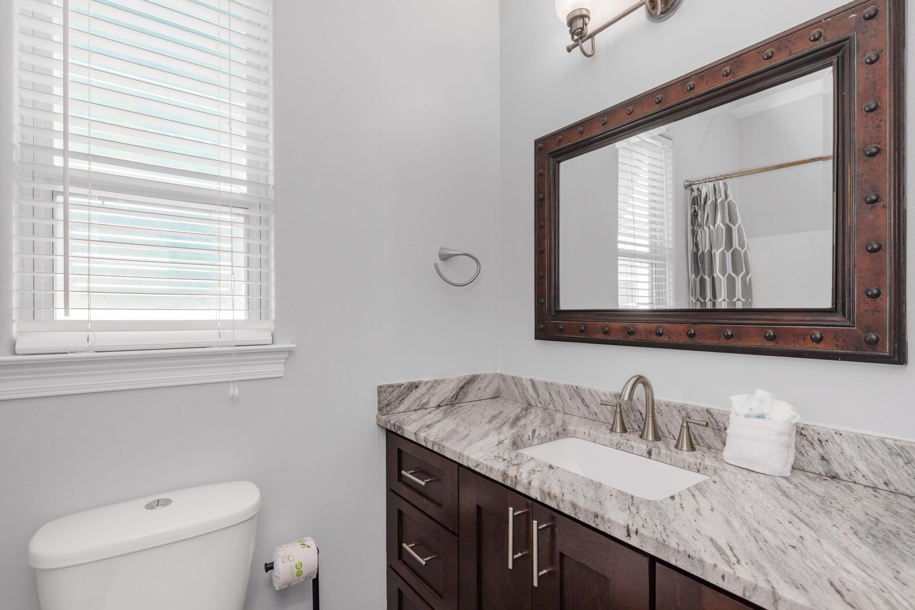 Destin, Florida, 32541, United States, 4 Bedrooms Bedrooms, ,4 BathroomsBathrooms,Residential,For Sale,1984209