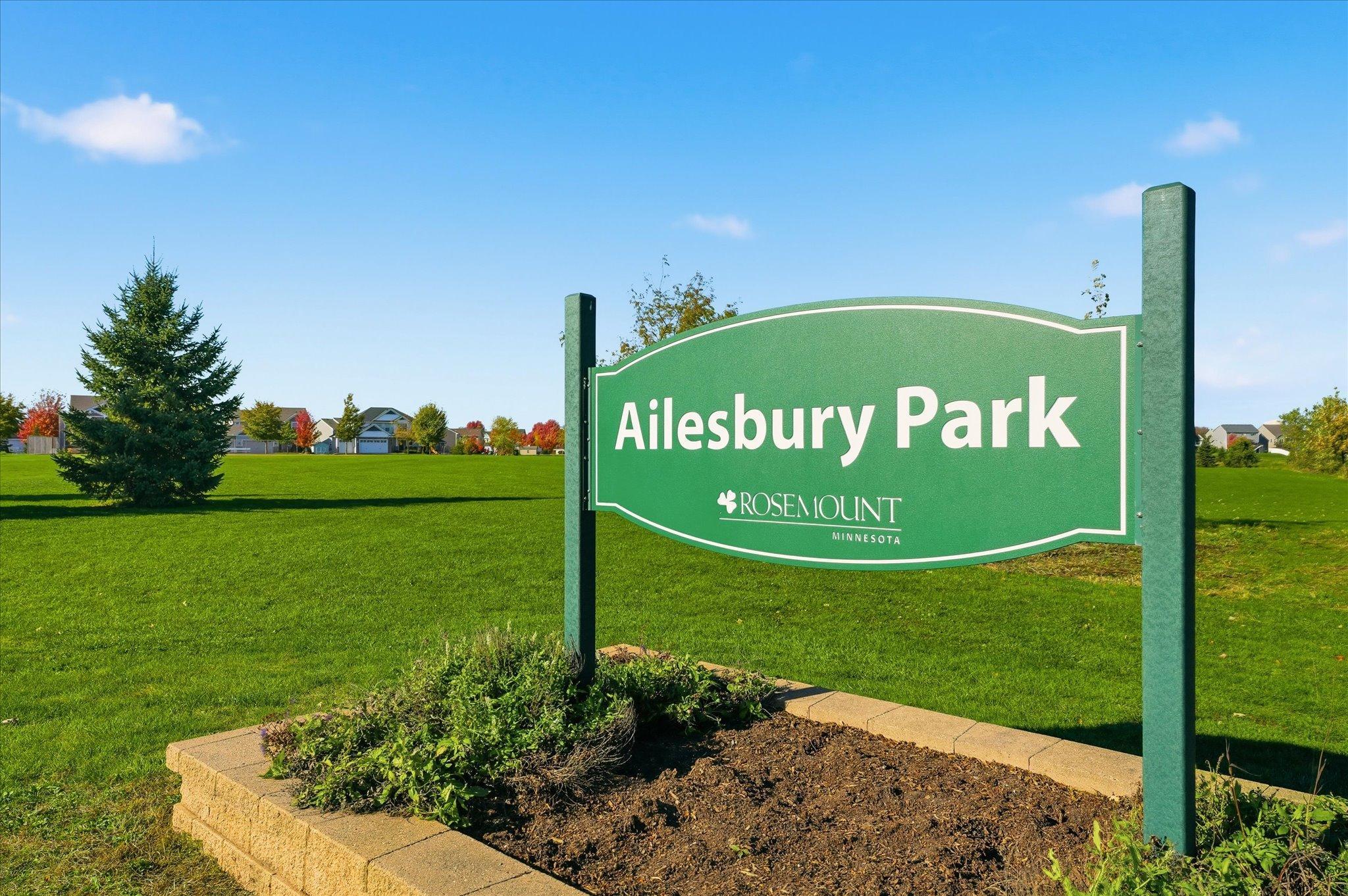 Rosemount, Minnesota, 55068, United States, 5 Bedrooms Bedrooms, ,3 BathroomsBathrooms,Residential,For Sale,1993555