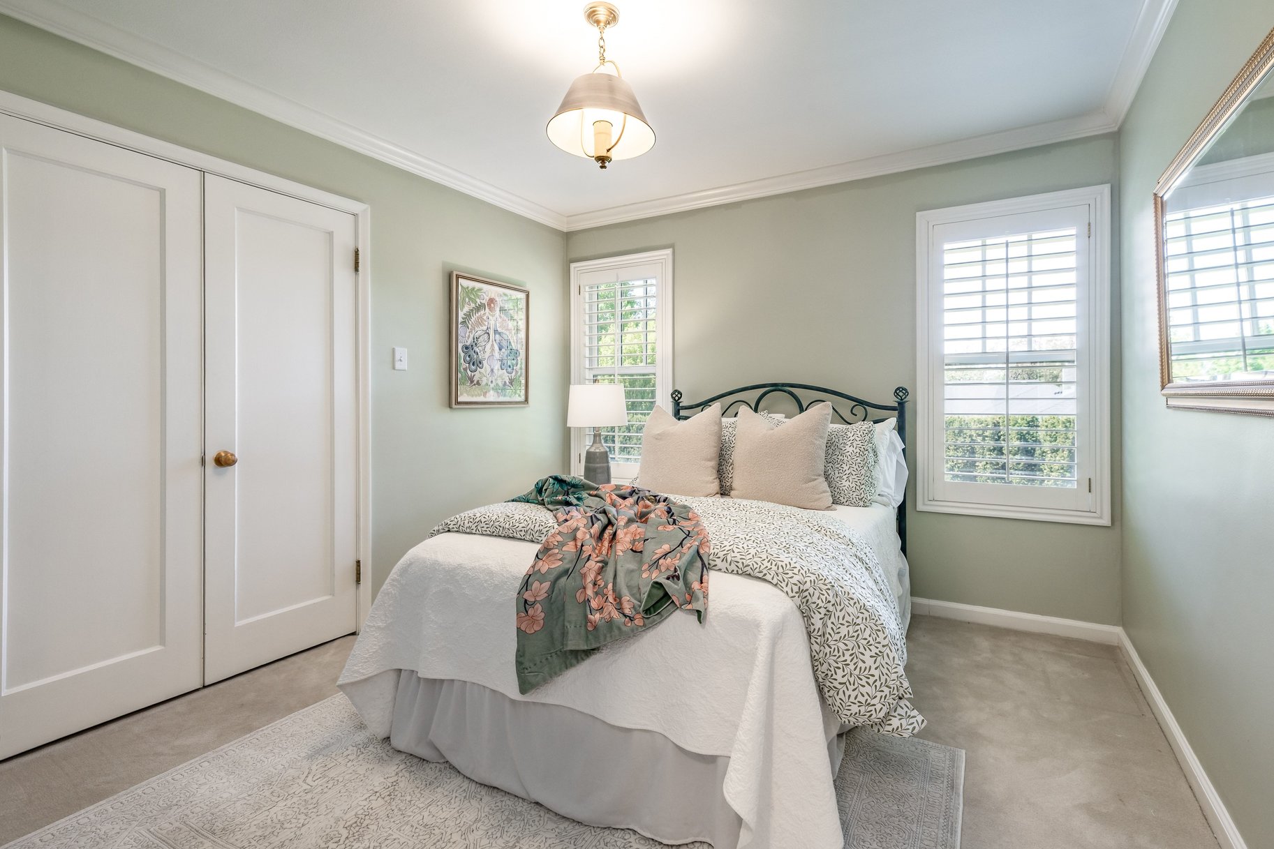  Exceptional Country Club Two-Story - 物件實景