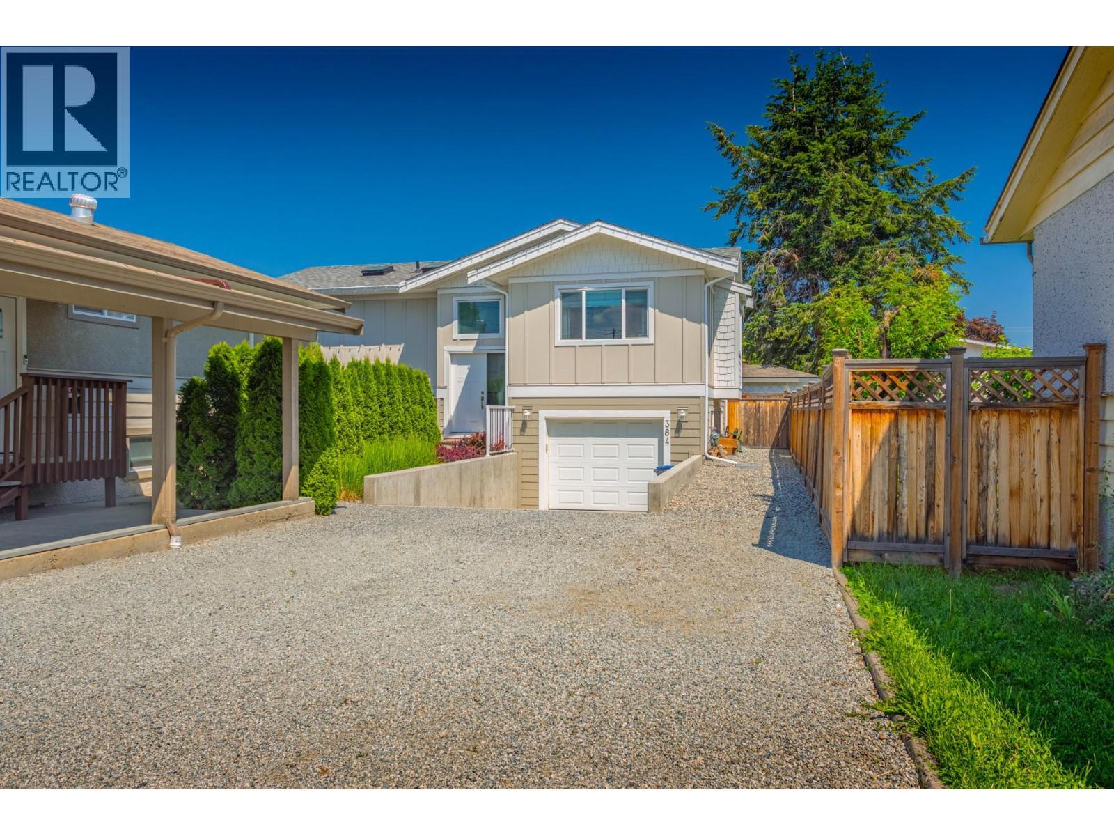 KELOWNA, British Columbia, V1X 2H2, CA, 3 Bedrooms Bedrooms, ,3 BathroomsBathrooms,Residential,For Sale,1948165