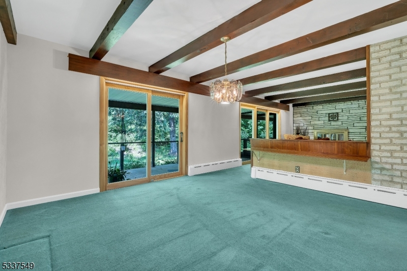 Raritan Twp., New Jersey, 08822, United States, 3 Bedrooms Bedrooms, ,2 BathroomsBathrooms,Residential,For Sale,1951157