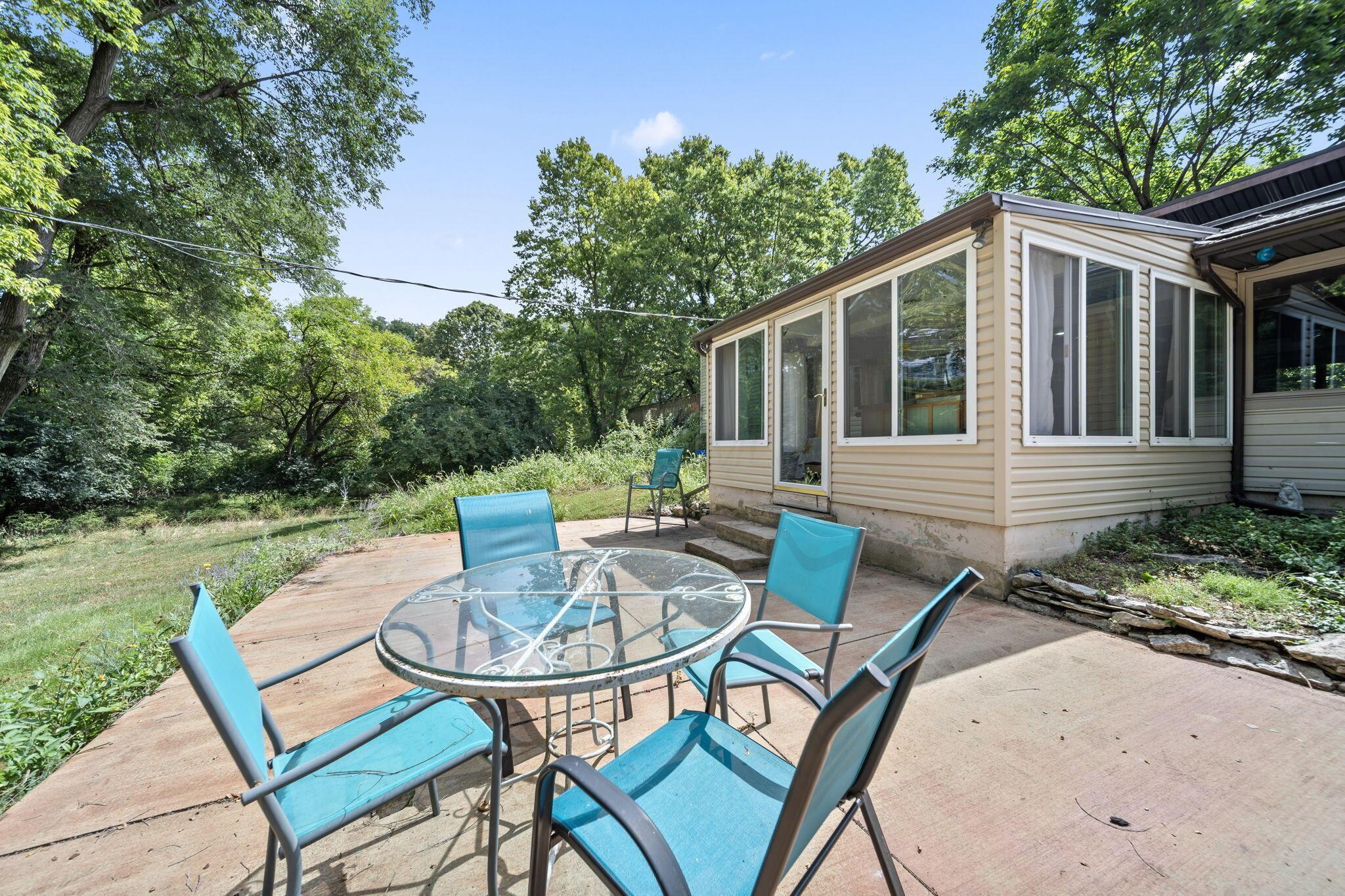 Columbus, Ohio, 43221, United States, 3 Bedrooms Bedrooms, ,4 BathroomsBathrooms,Residential,For Sale,1951333