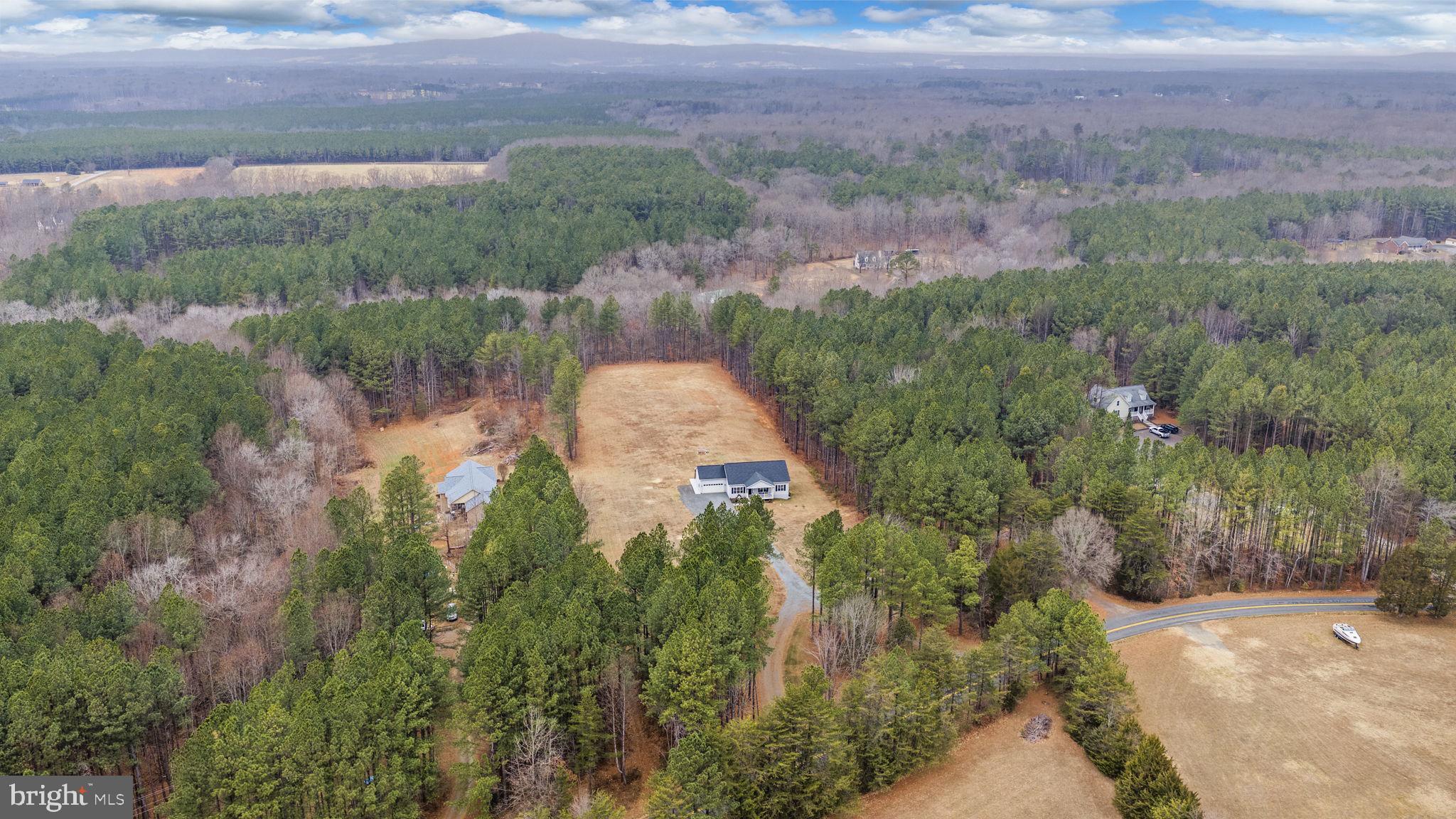 Unionville, Virginia, 22567, United States, 3 Bedrooms Bedrooms, ,2 BathroomsBathrooms,Residential,For Sale,2009103