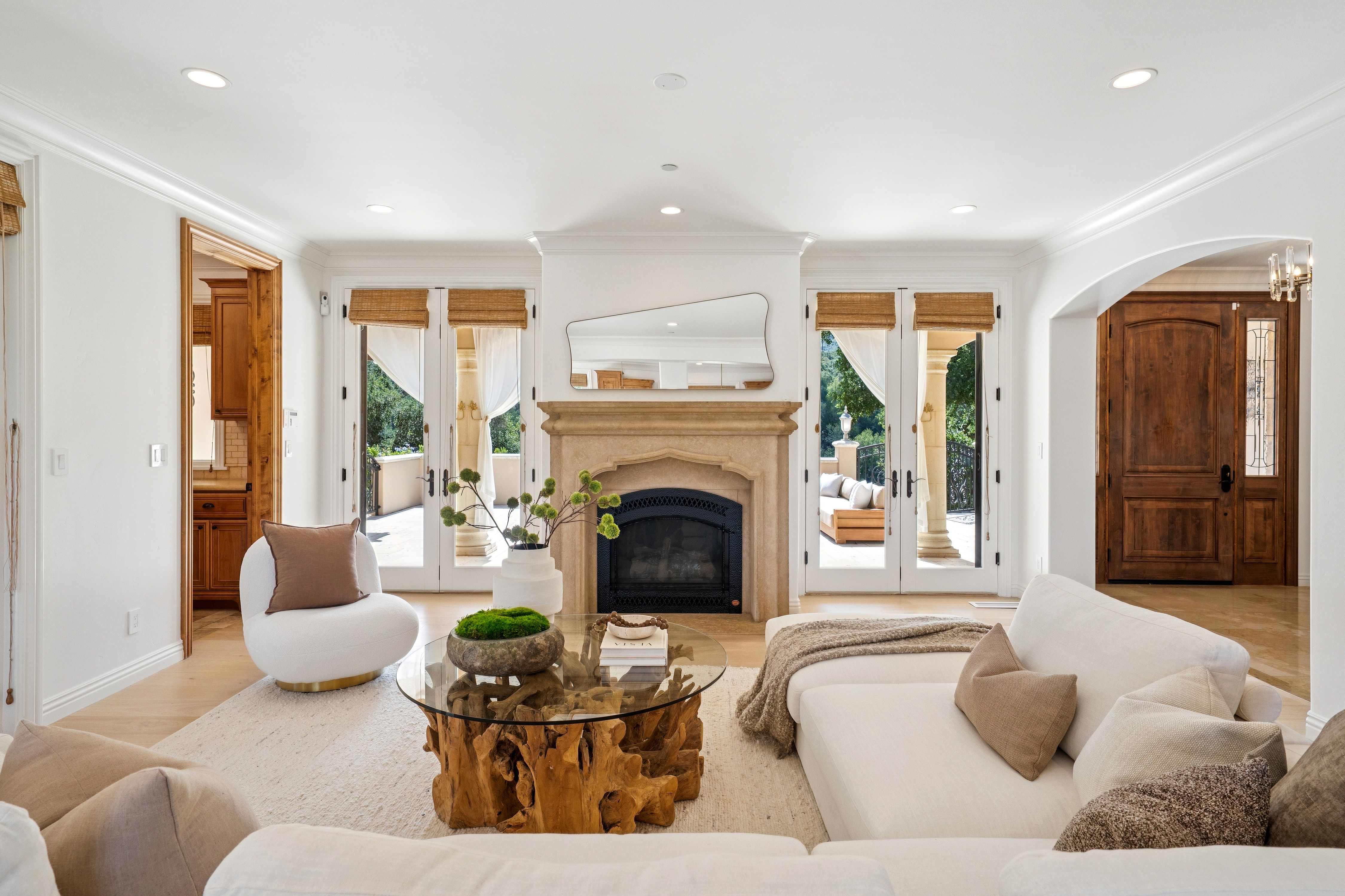  Private Mediterranean Estate with Breathtaking Views - 物件實景