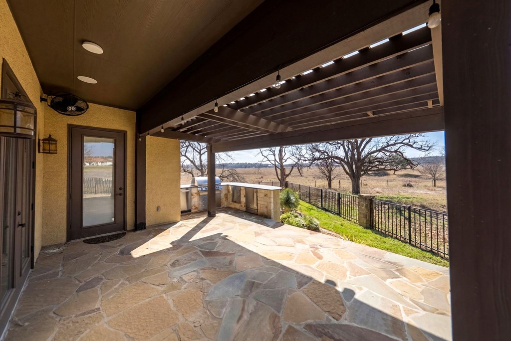 Kerrville, Texas, 78028, United States, 3 Bedrooms Bedrooms, ,3 BathroomsBathrooms,Residential,For Sale,2022585