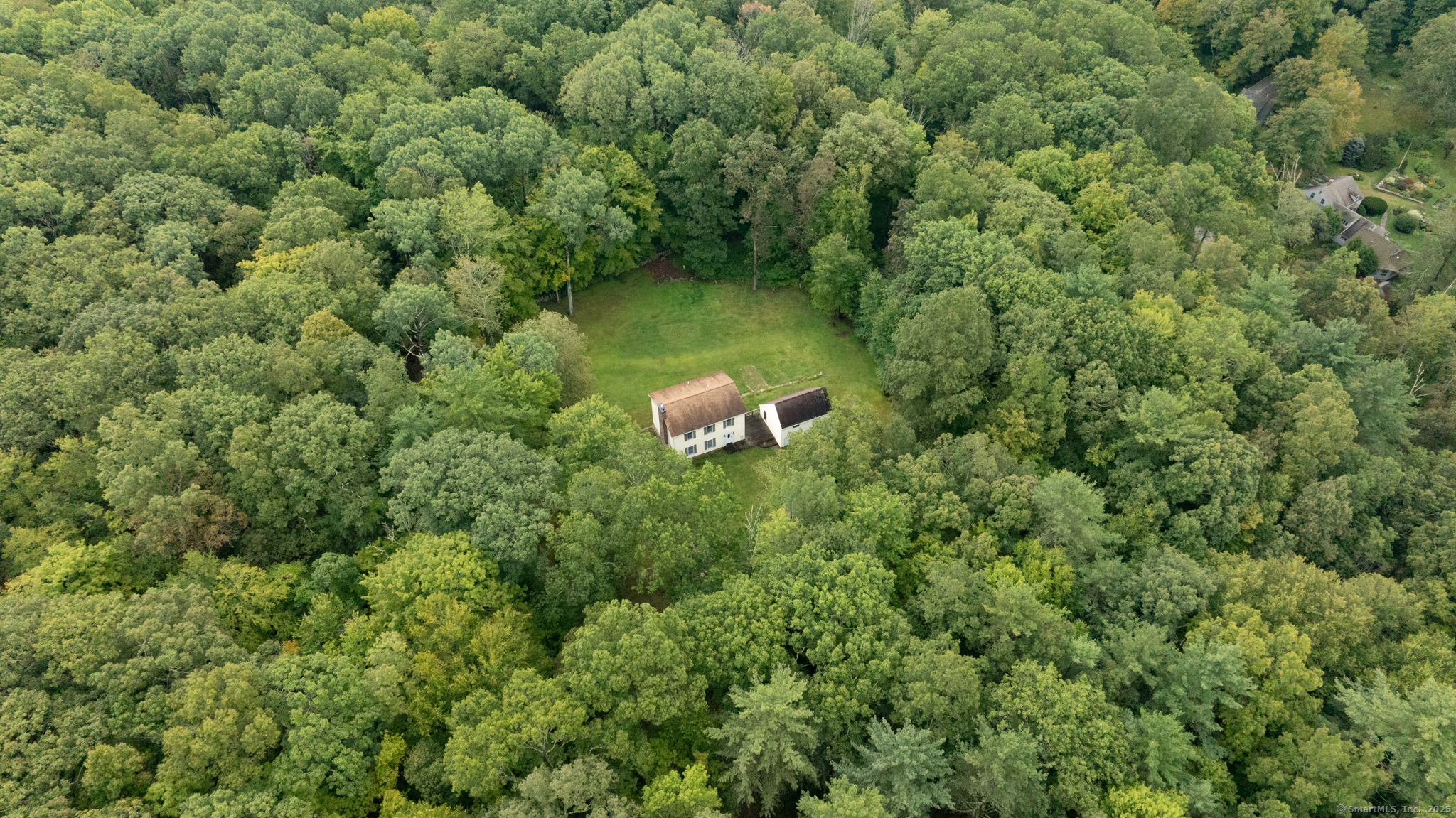 Litchfield, Connecticut, 06750, United States, 3 Bedrooms Bedrooms, ,3 BathroomsBathrooms,Residential,For Sale,1987794