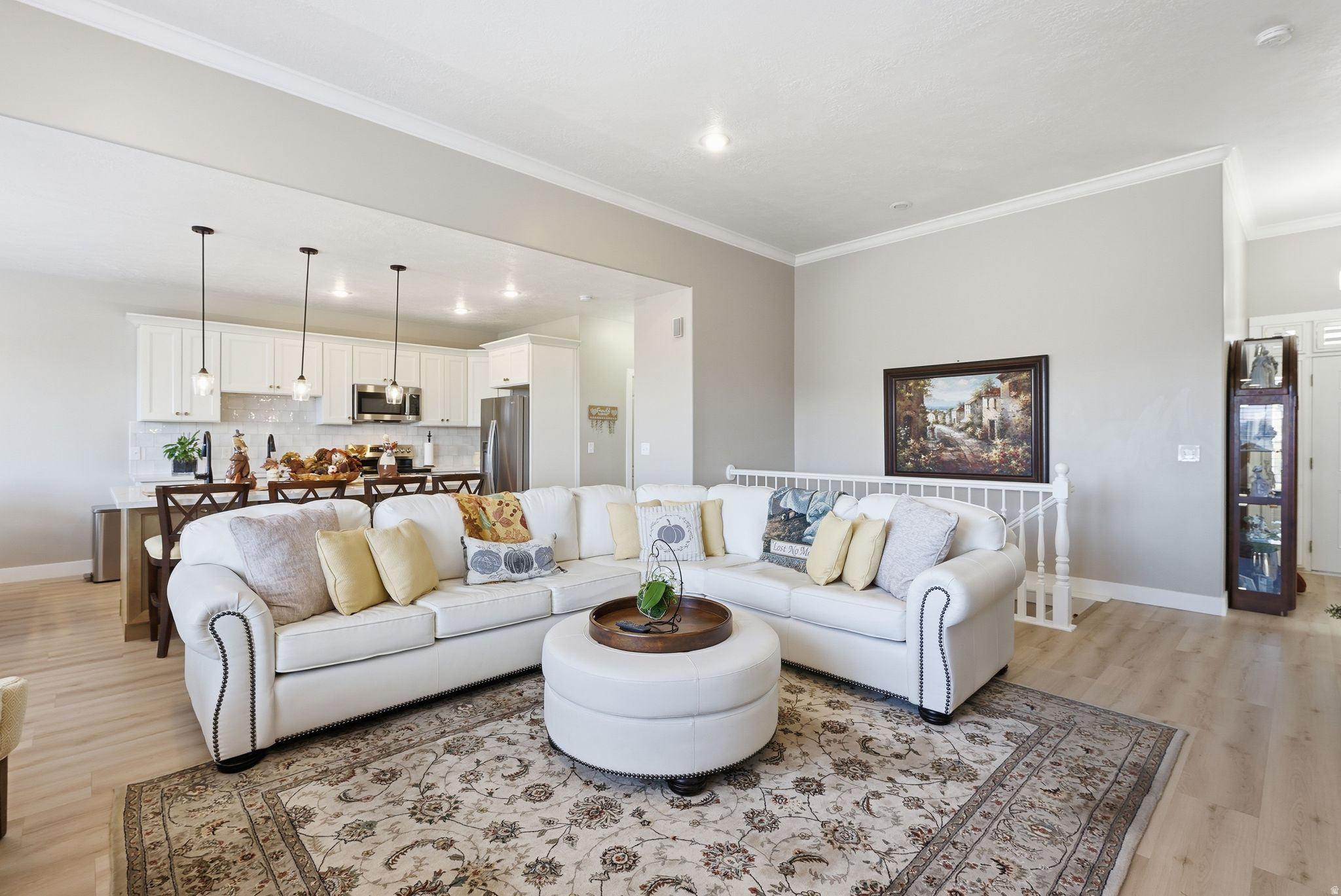 Draper, Utah, 84020, United States, 5 Bedrooms Bedrooms, ,4 BathroomsBathrooms,Residential,For Sale,2000727