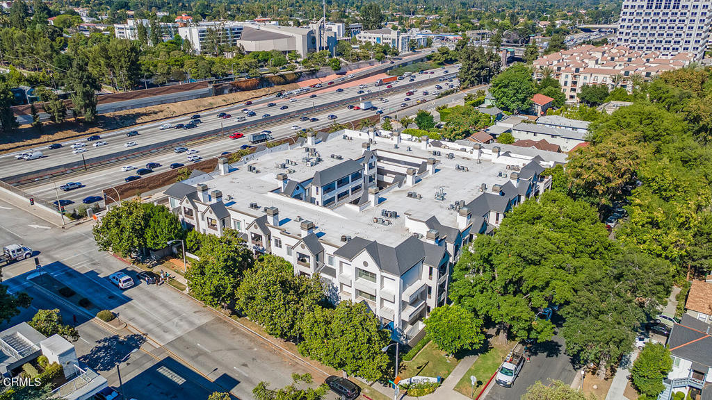 Pasadena, California, 91101, United States, 1 Bedroom Bedrooms, ,1 BathroomBathrooms,Residential,For Sale,1903798