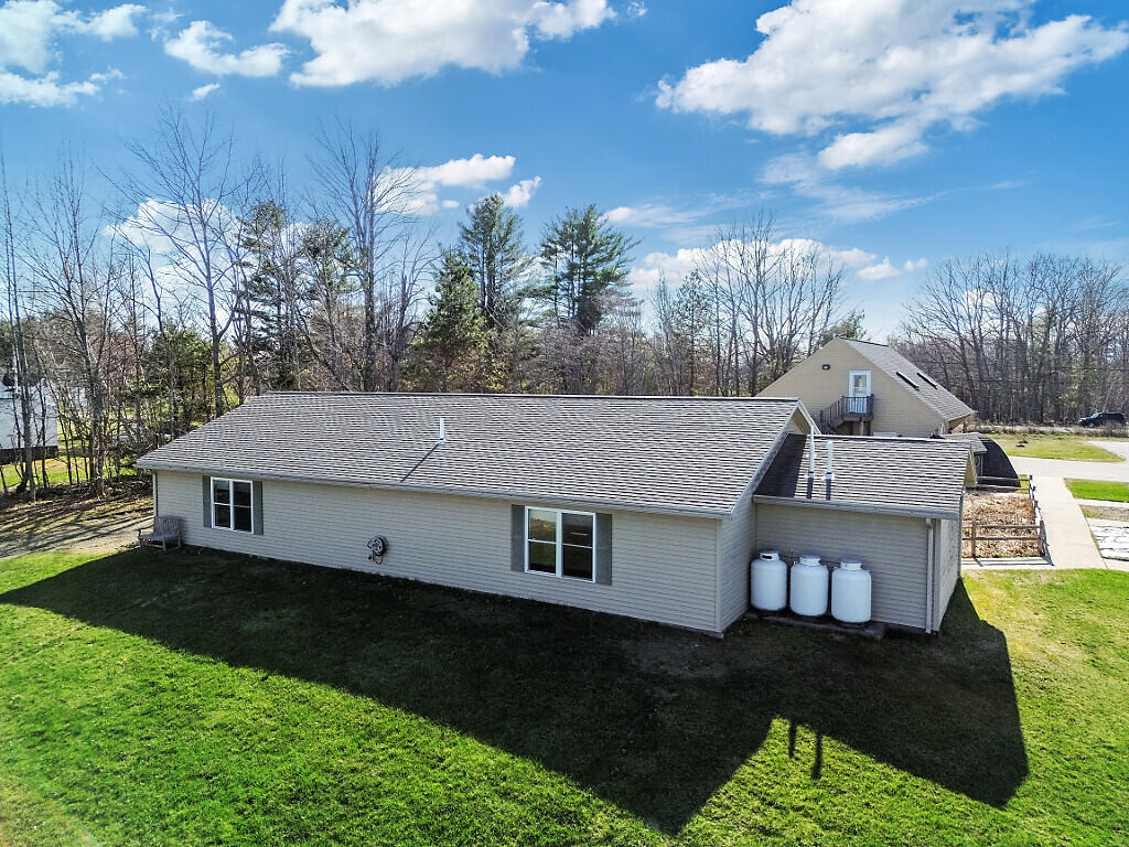 China, Maine, 04358, United States, 6 Bedrooms Bedrooms, ,3 BathroomsBathrooms,Residential,For Sale,1898689