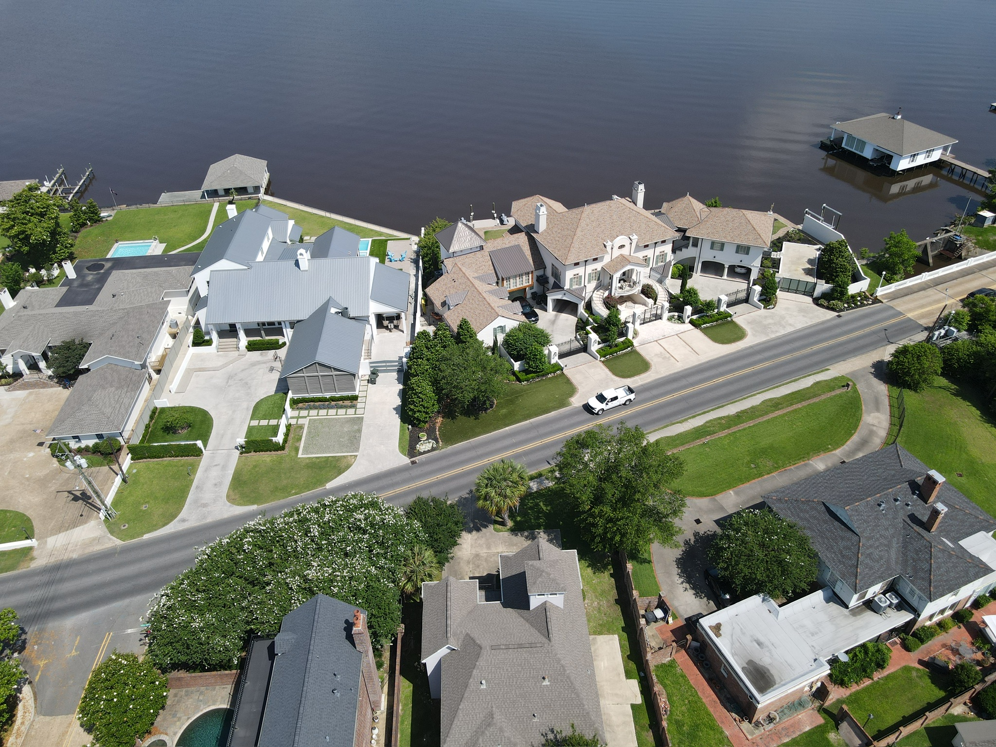 Lake Charles, Louisiana, 70601, United States, 4 Bedrooms Bedrooms, ,3 BathroomsBathrooms,Residential,For Sale,1930772