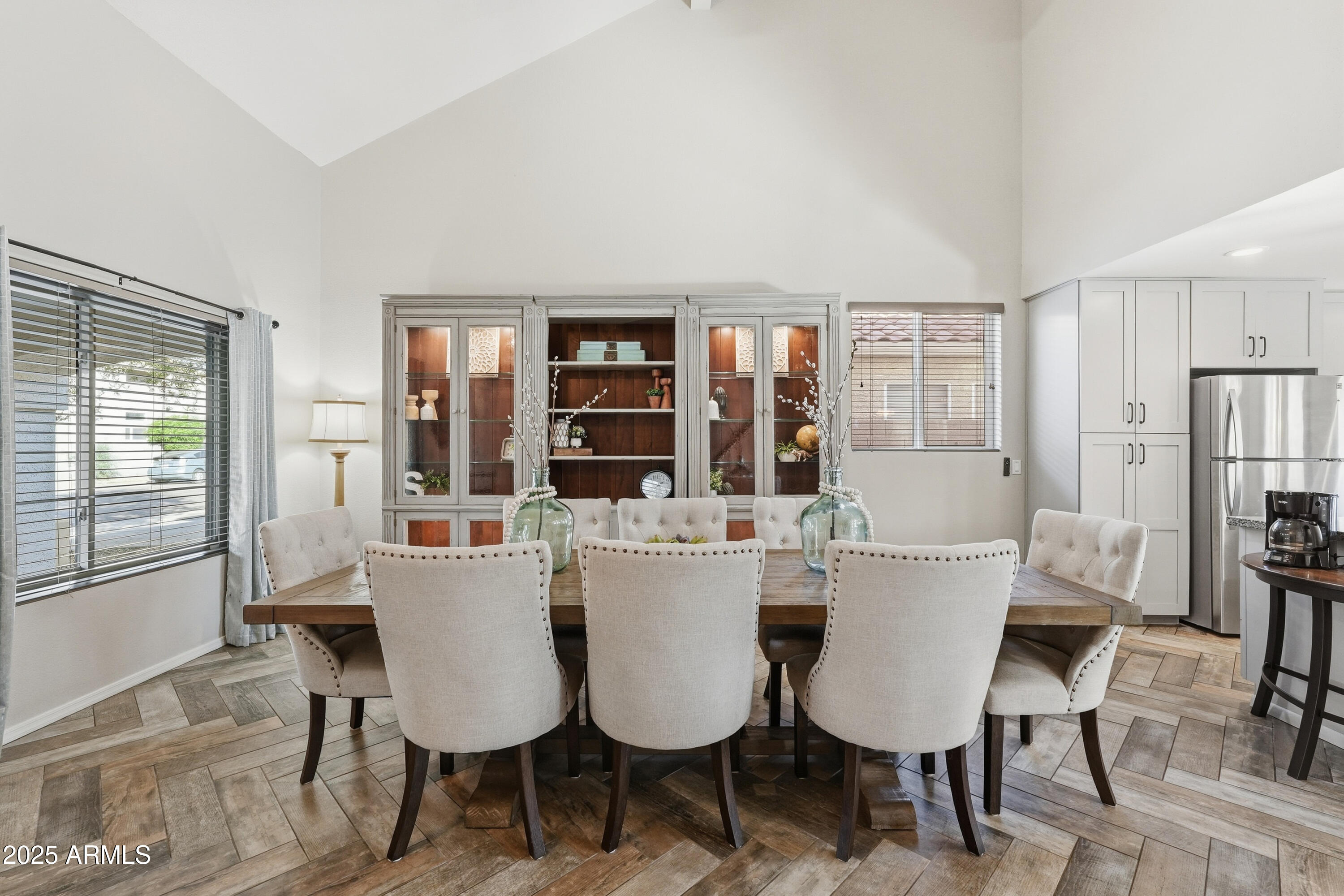 Gilbert, Arizona, 85234, United States, 4 Bedrooms Bedrooms, ,3 BathroomsBathrooms,Residential,For Sale,1997070