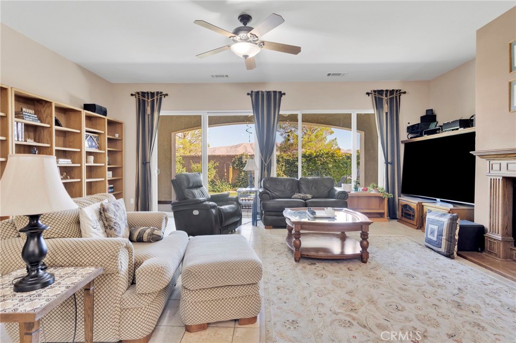 Apple Valley, California, 92308, United States, 2 Bedrooms Bedrooms, ,3 BathroomsBathrooms,Residential,For Sale,1958673