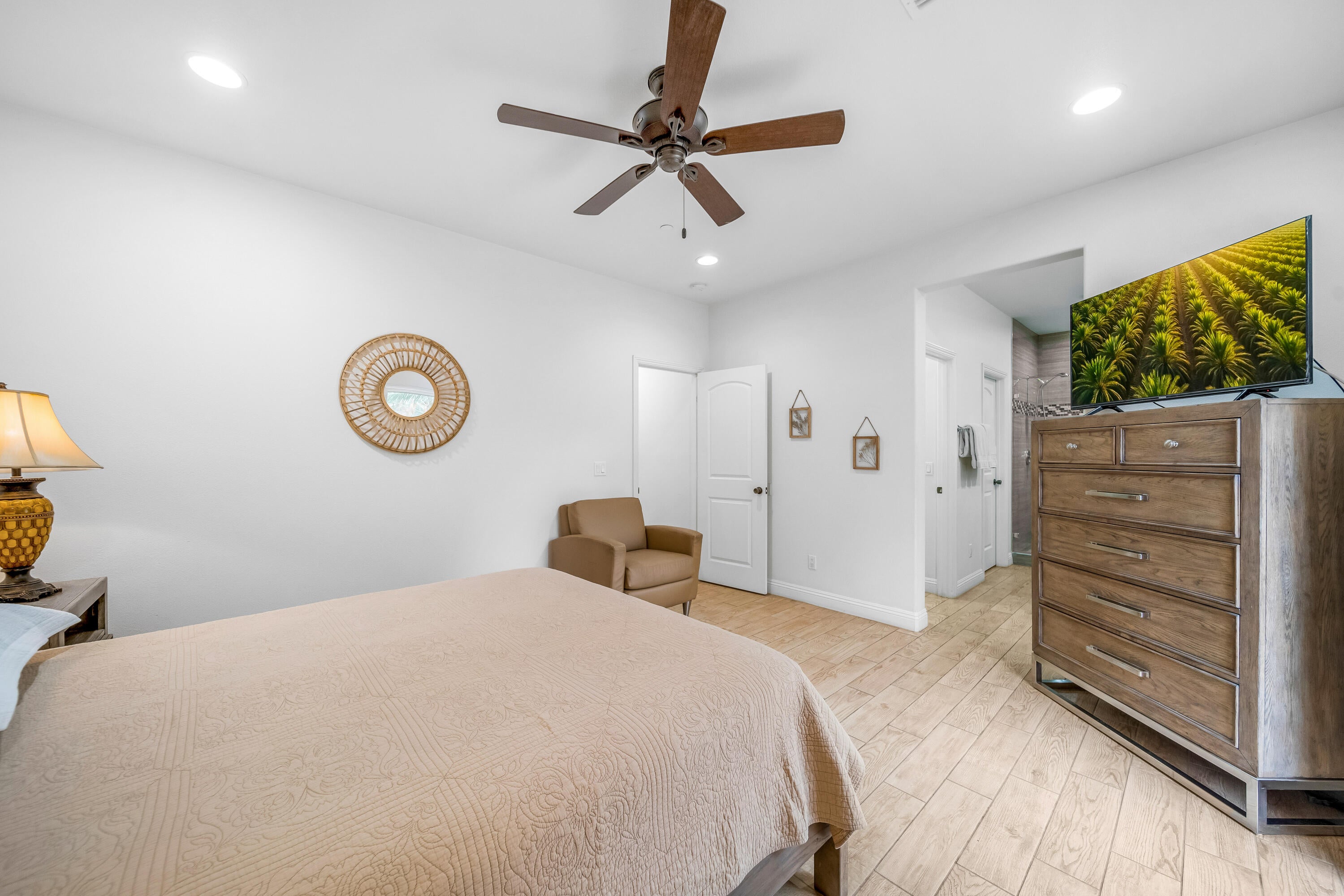 Thermal, California, 92274, United States, 3 Bedrooms Bedrooms, ,4 BathroomsBathrooms,Residential,For Sale,2006584