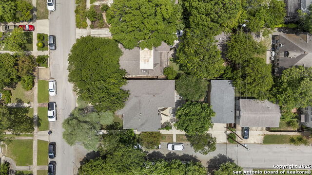 San Antonio, Texas, 78212, United States, 5 Bedrooms Bedrooms, ,4 BathroomsBathrooms,Residential,For Sale,1895451