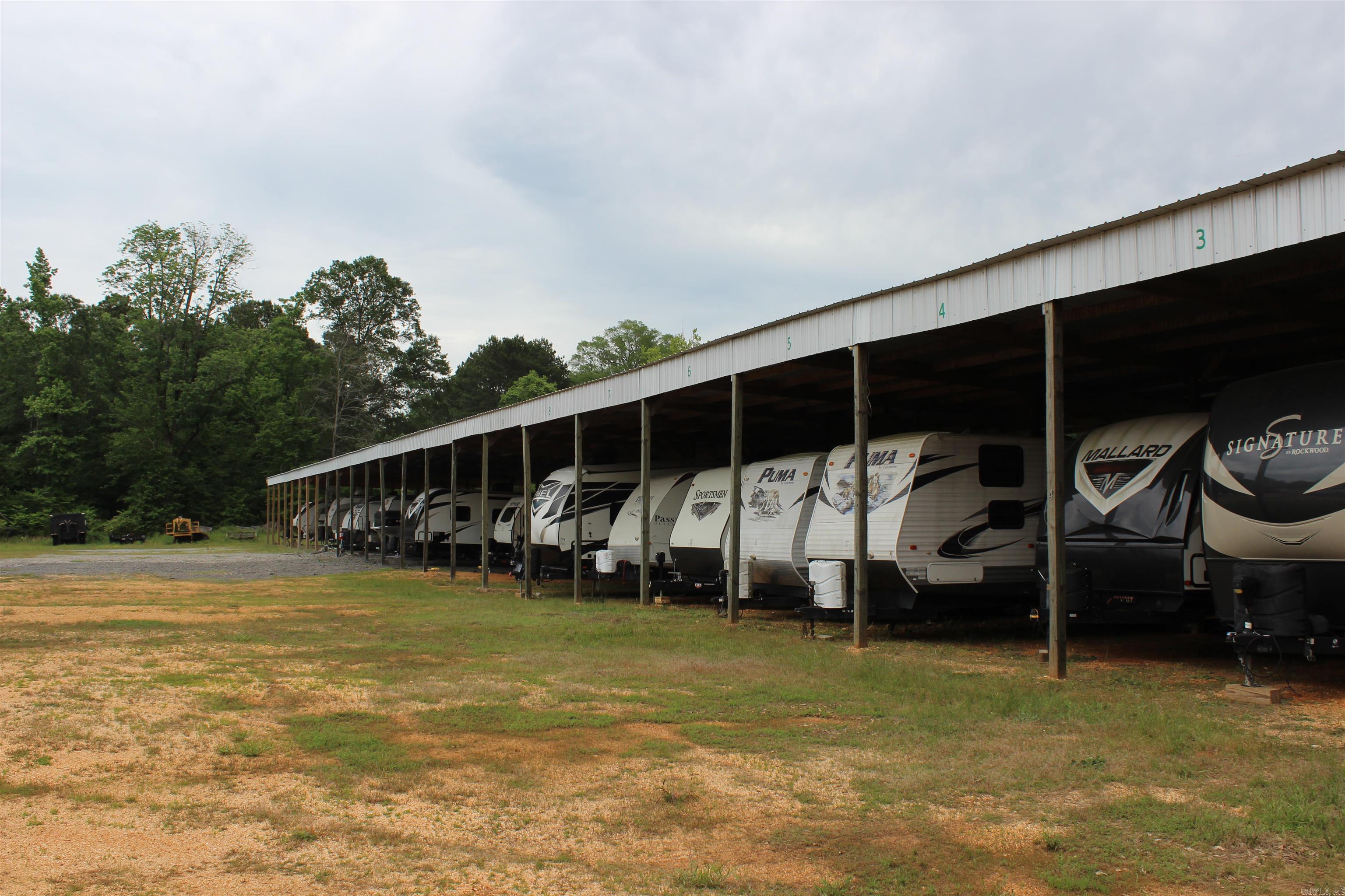 Haskell, Arkansas, 72015, United States, 3 Bedrooms Bedrooms, ,4 BathroomsBathrooms,Residential,For Sale,1985542