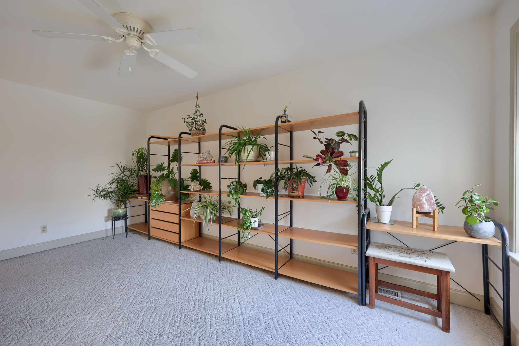  66 FARMVIEW LN - 物件實景