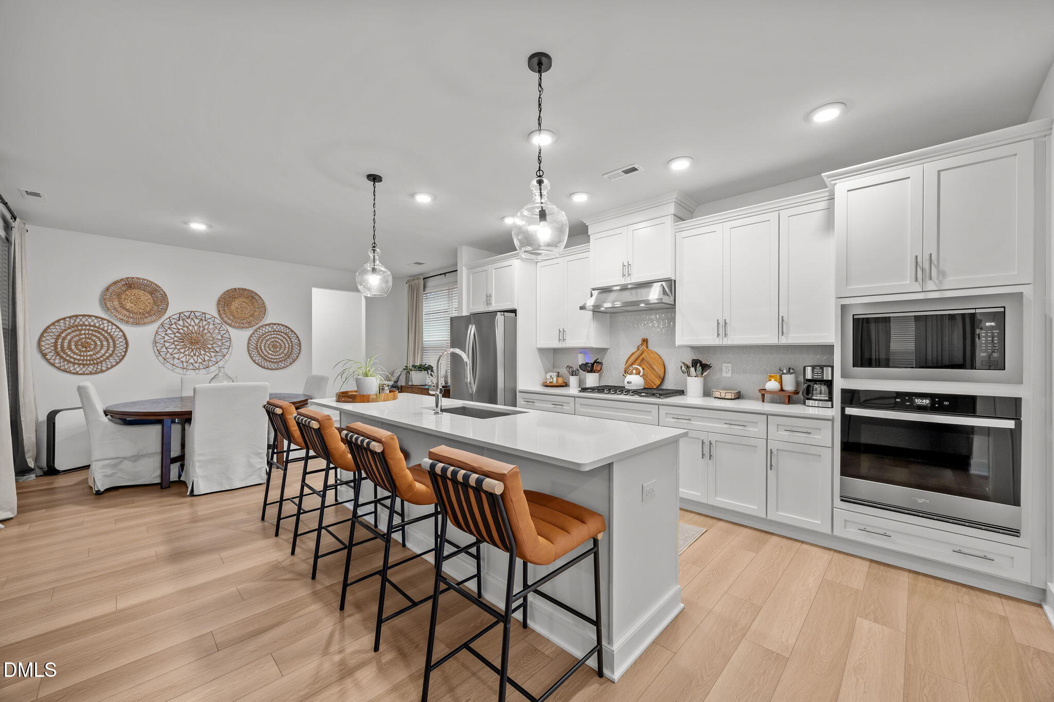 Knightdale, North Carolina, 27545, United States, 4 Bedrooms Bedrooms, ,4 BathroomsBathrooms,Residential,For Sale,1989366