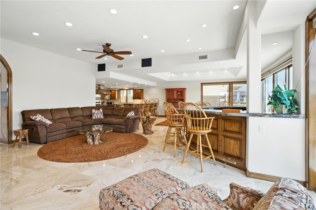 Oxnard, California, 93035, United States, 4 Bedrooms Bedrooms, ,3 BathroomsBathrooms,Residential,For Sale,1980111